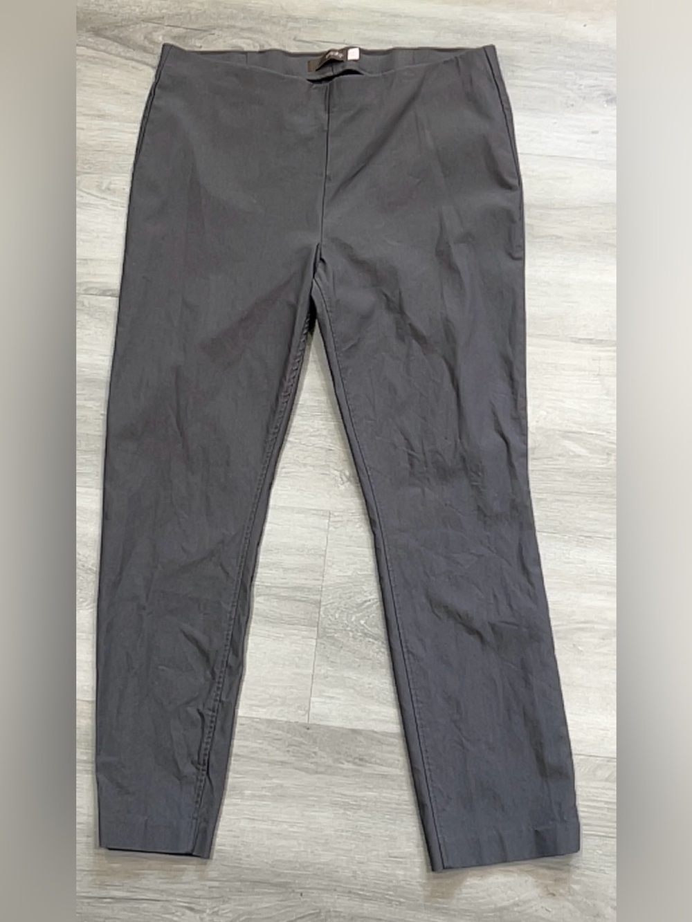 Crosby Springfield Grey Stretch Ankle Pants Womens Size 12 Pull On Work Career